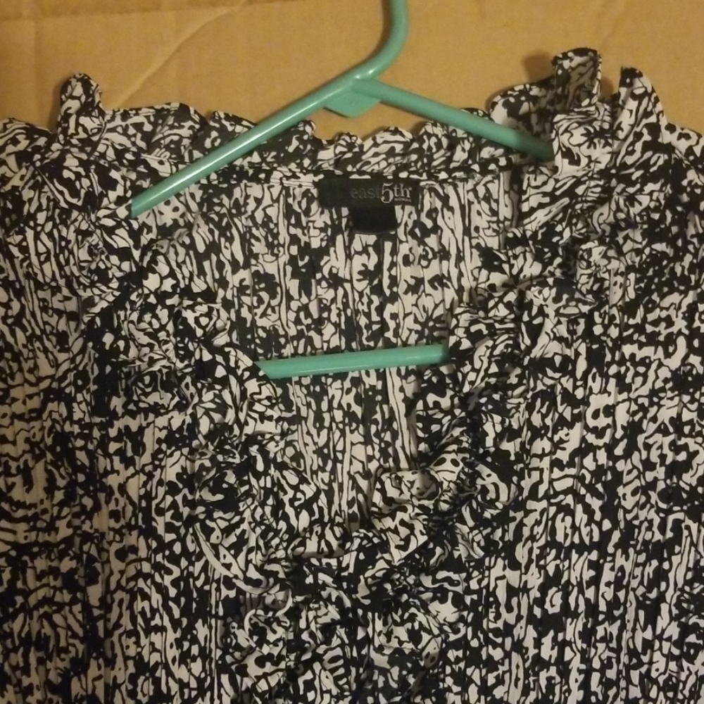 Blouse - Picture 2 of 2